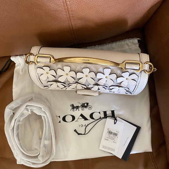 NEW Coach Riley Top Handle 22 with Floral Applique in Chalk/Brass - Picture 11 of 12